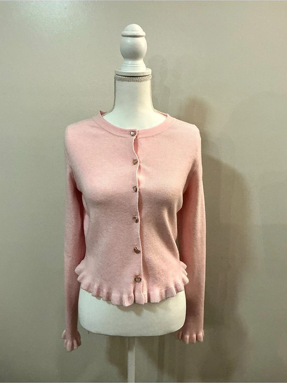 Paris Hilton Women'Small Pink Cardigan Size large Like New
